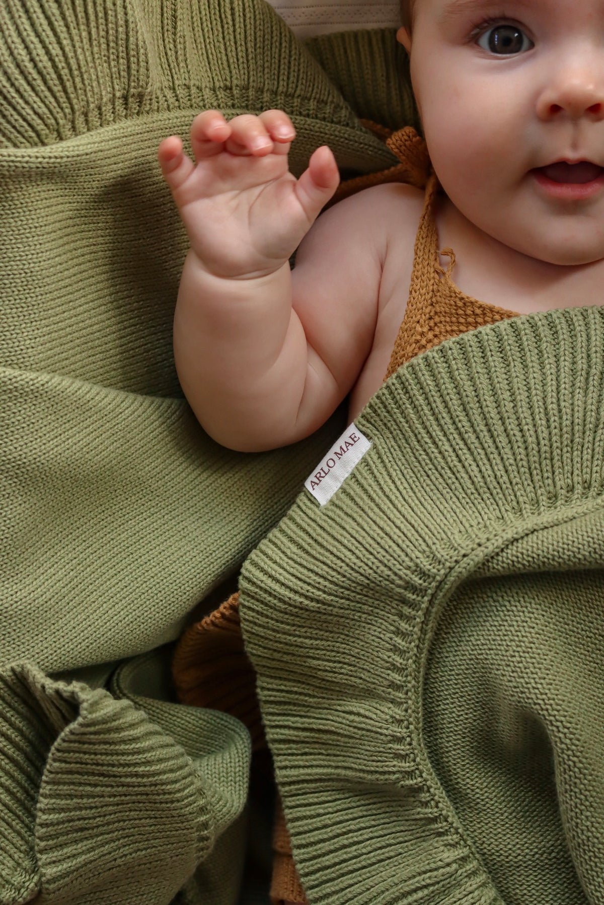 Sage Ruffle Knit Blanket